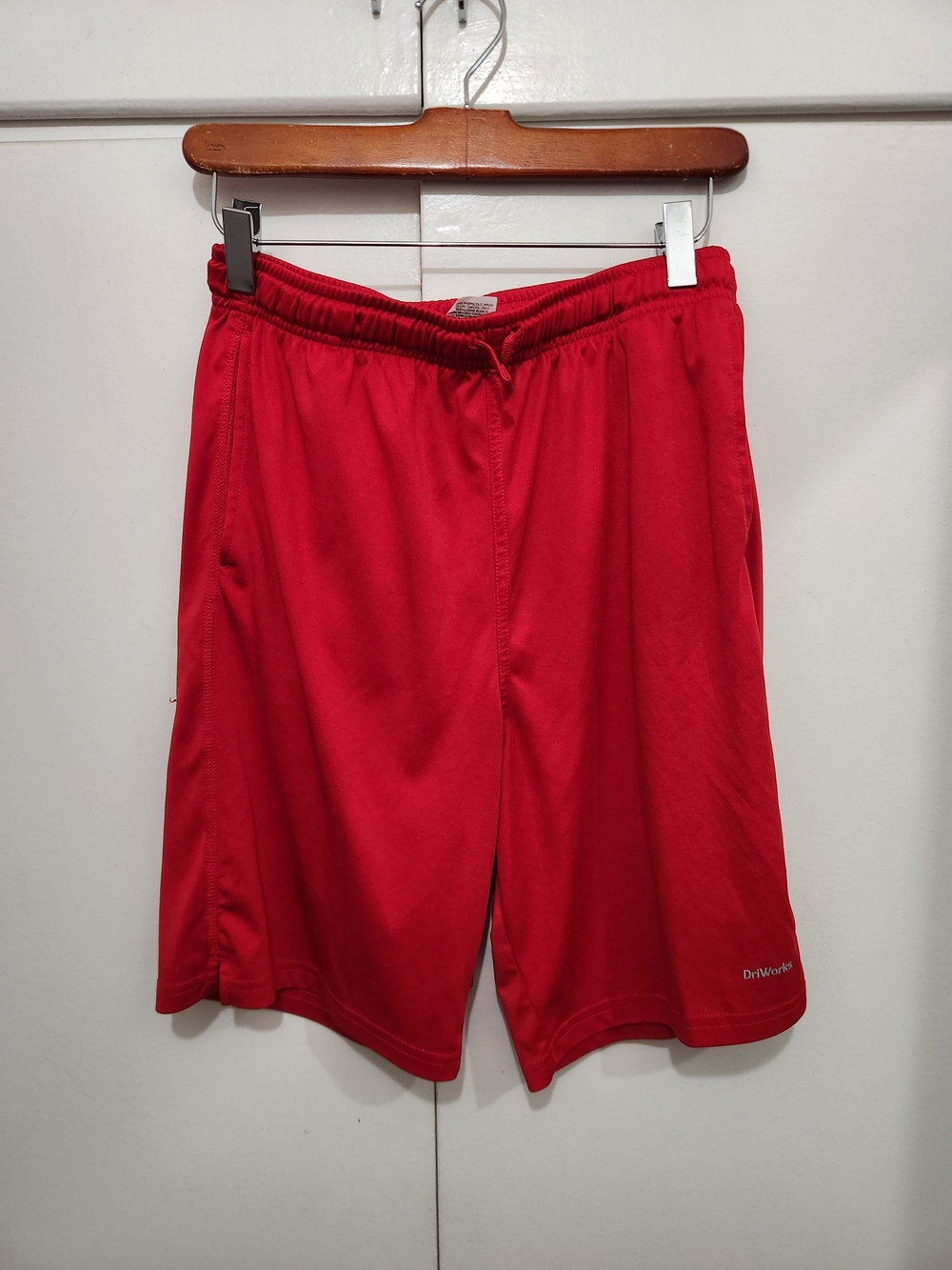 Athletic Works Red Athletic Shorts - DriWorks, Youth Size XXL, Adult Size S